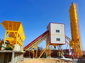 Belt conveyor Concrete Batching Plant